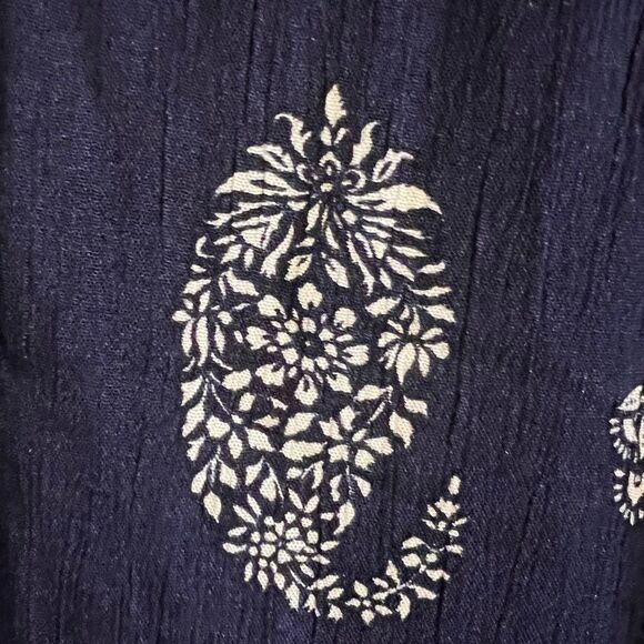 😊 3/$30 NWT COMO VINTAGE top Sz S ruffle sleeve light & dark blues - Picture 8 of 9